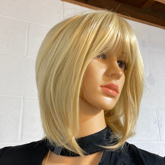 NWT 12” golden blonde w strawberry blonde highlights bangs bob straight wig chin - Picture 16 of 16
